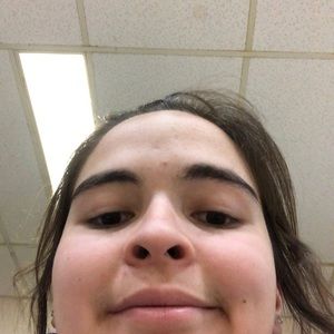 Meet your Posher, Claire